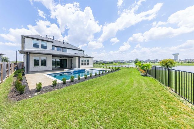 7526 Sunny Oak Lane, Fulshear, TX 77441