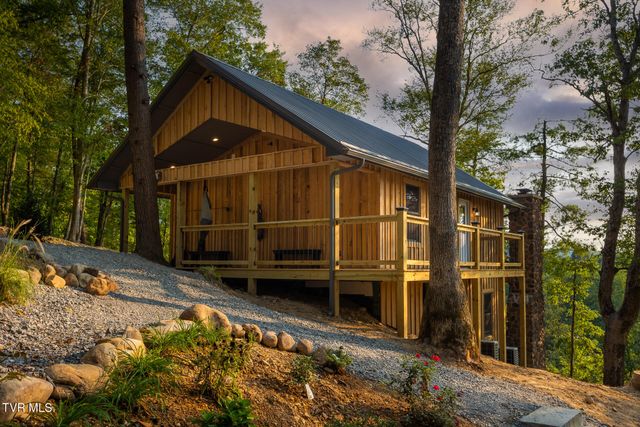 383 South Tva Road, Bristol, TN 37620