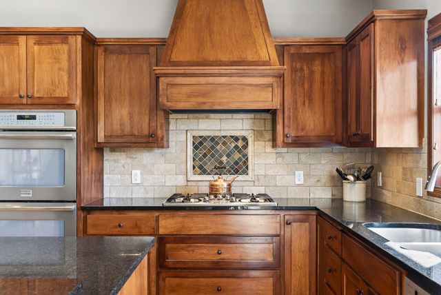 7791 Narcissus Lane N, Maple Grove, MN 55311