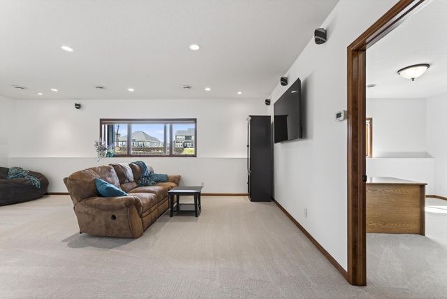 7791 Narcissus Lane N, Maple Grove, MN 55311