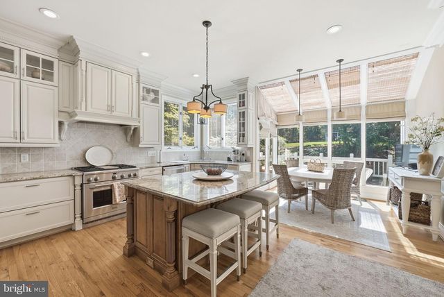 12309 BLAIR RIDGE RD, Fairfax, VA 22033