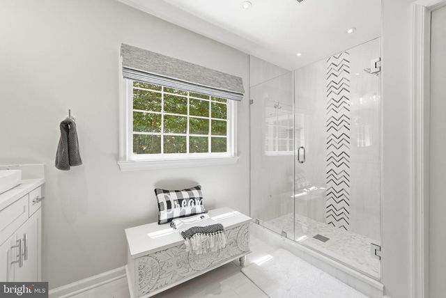 12309 BLAIR RIDGE RD, Fairfax, VA 22033