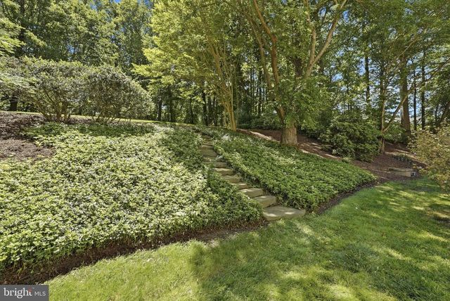 12309 BLAIR RIDGE RD, Fairfax, VA 22033