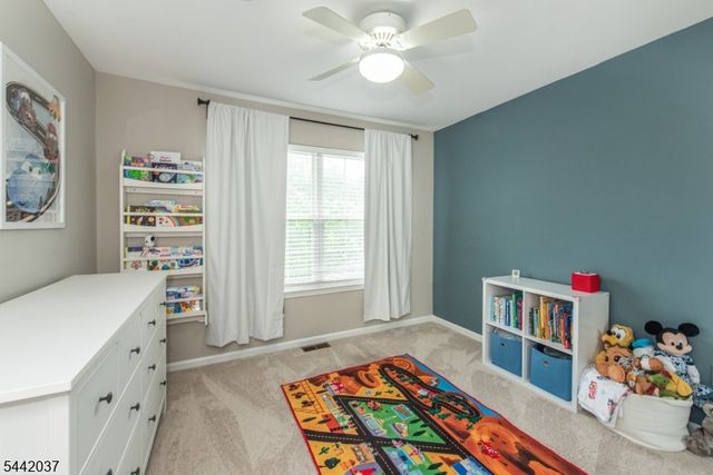 92 Carter Rd, Wanaque Boro, NJ 07420