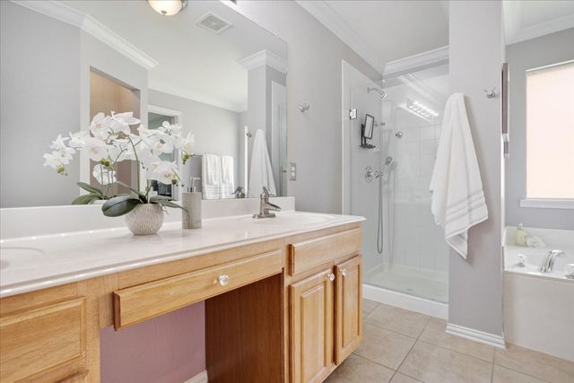 608 Lake Village Drive, Mckinney, TX 75071