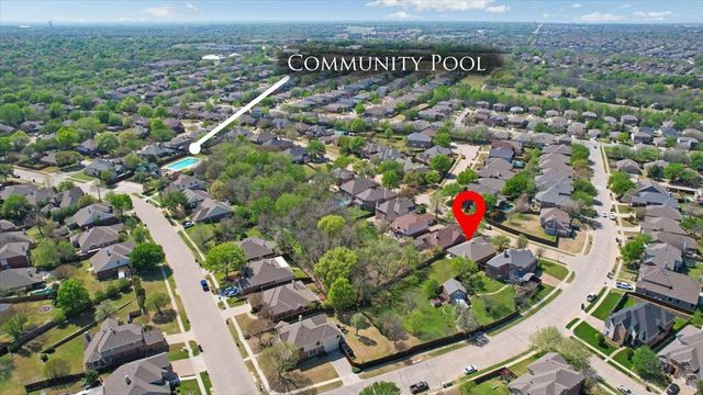 608 Lake Village Drive, Mckinney, TX 75071