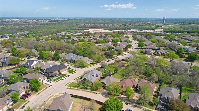608 Lake Village Drive, Mckinney, TX 75071