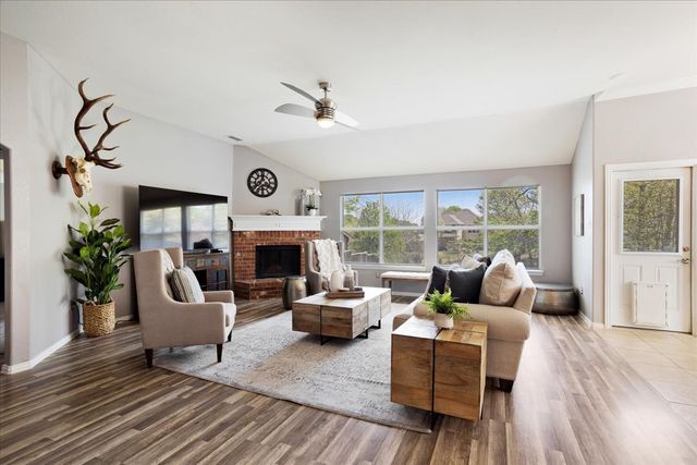 608 Lake Village Drive, Mckinney, TX 75071