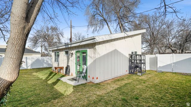 3182 S IMPERIAL ST, Salt Lake City, UT 84106