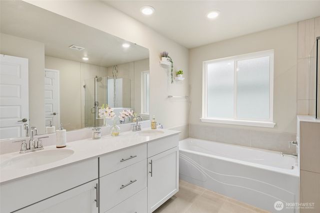 924 121st Avenue SE, Lake Stevens, WA 98258