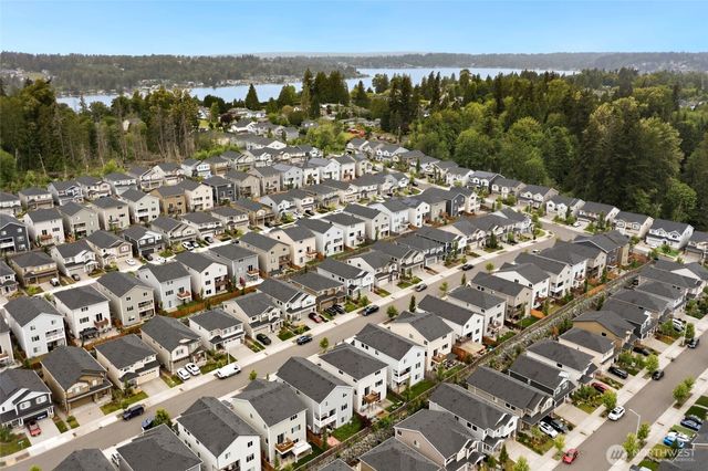 924 121st Avenue SE, Lake Stevens, WA 98258
