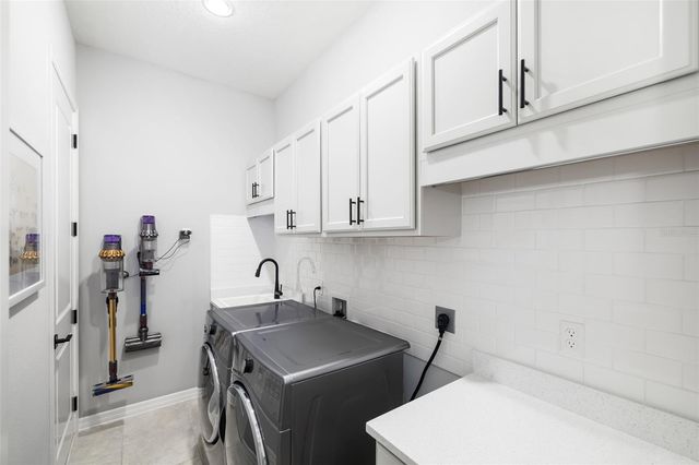 438 WHISTLER GLEN, Bradenton, FL 34212