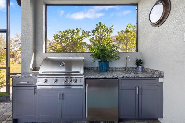 438 WHISTLER GLEN, Bradenton, FL 34212