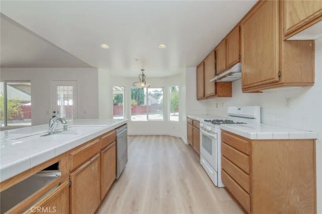 4280 Jenkins Ln, Riverside, CA 92501