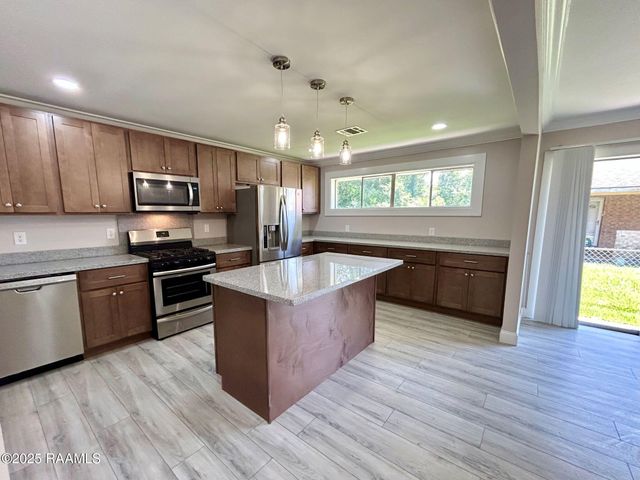 104 E Coleman Street, Opelousas, LA 70570
