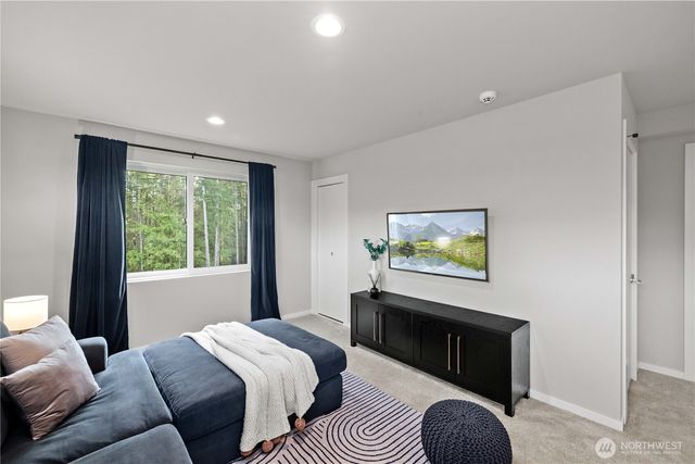 22907 SE Sycamore Street, Black Diamond, WA 98010