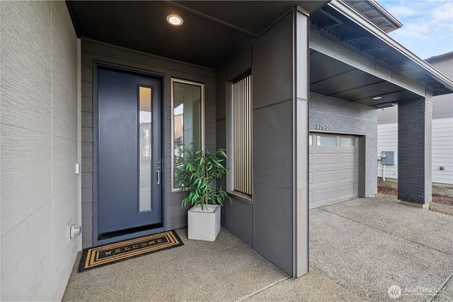 22907 SE Sycamore Street, Black Diamond, WA 98010