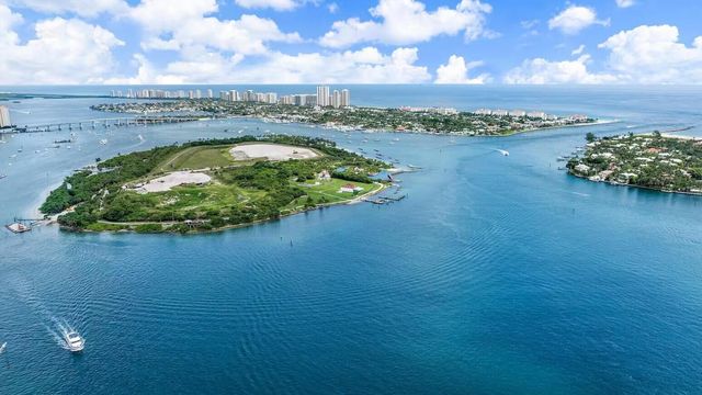 320 Inlet Way 1, Palm Beach Shores, FL 33404