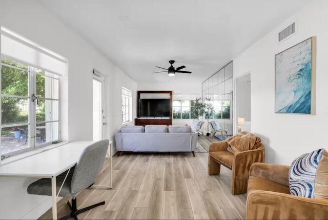 320 Inlet Way 1, Palm Beach Shores, FL 33404