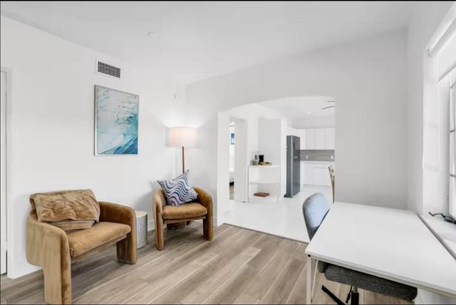 320 Inlet Way 1, Palm Beach Shores, FL 33404