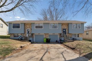 201-203 Brookridge Drive, Harrisonville, MO 64701