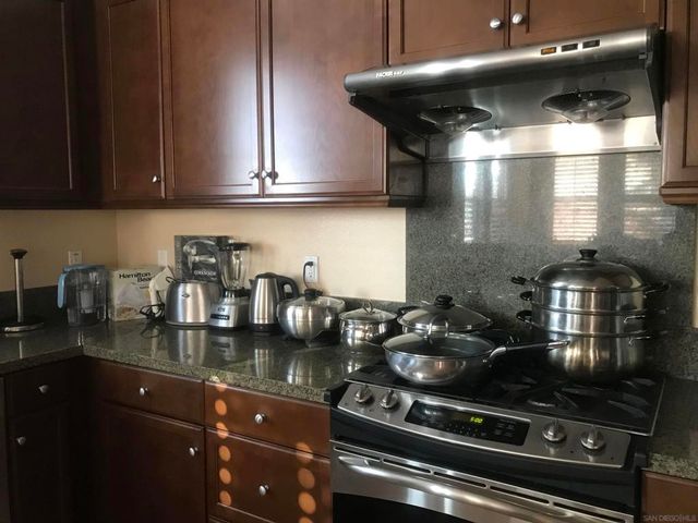 10637 Golden Willow Tr, San Diego, CA 92130