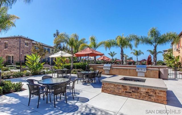 10637 Golden Willow Tr, San Diego, CA 92130