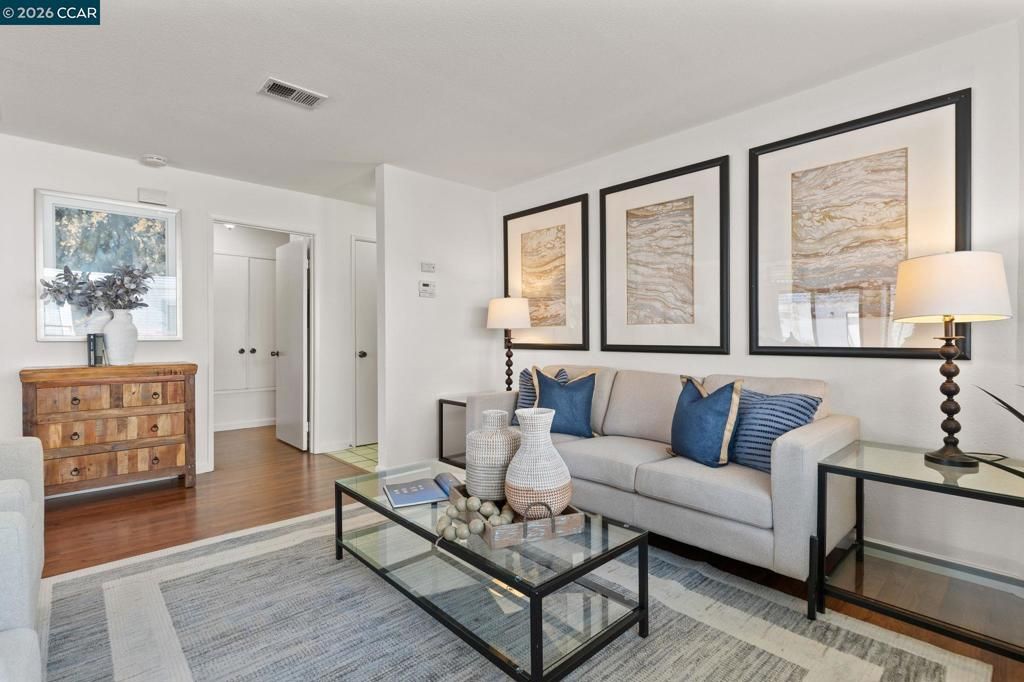 Image 10 of property listing at 5060 5060 Valley Crest Dr 56, Concord, CA 94521