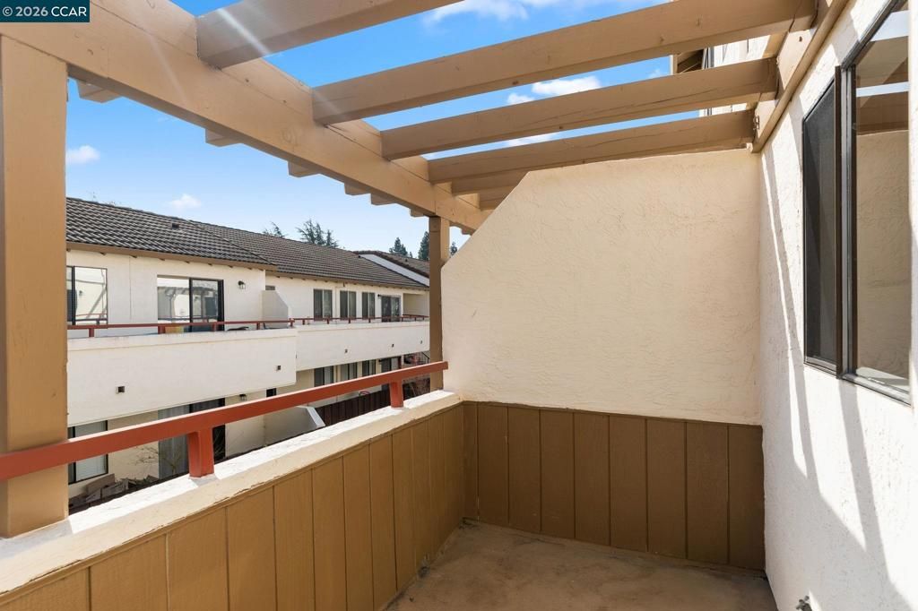 Image 47 of property listing at 5060 5060 Valley Crest Dr 56, Concord, CA 94521