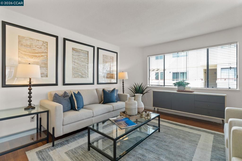 Image 8 of property listing at 5060 5060 Valley Crest Dr 56, Concord, CA 94521