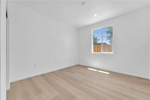 8837 Holly, California City, CA 93505