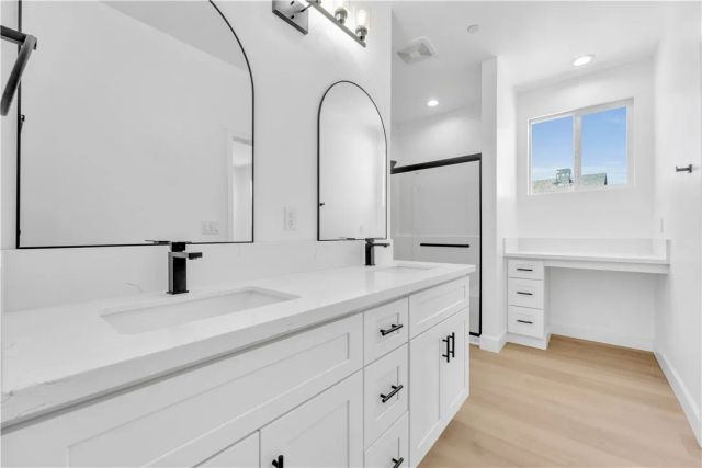 8837 Holly, California City, CA 93505