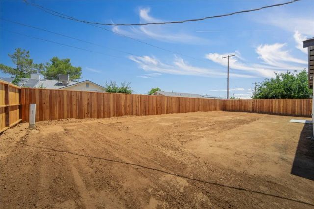 8837 Holly, California City, CA 93505