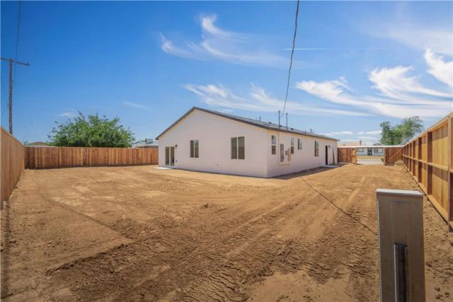 8837 Holly, California City, CA 93505