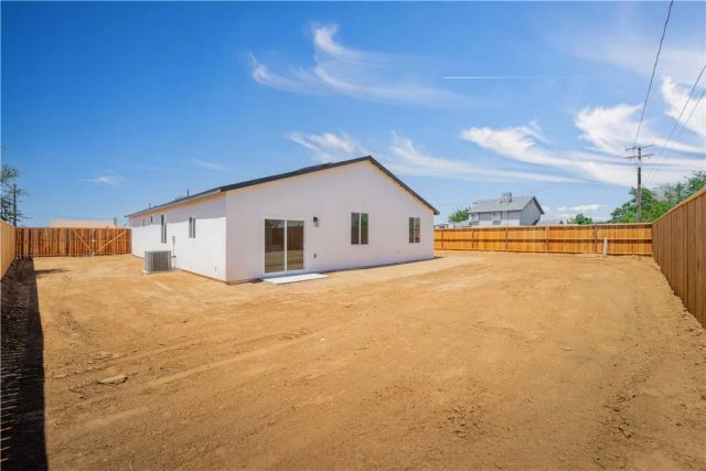 8837 Holly, California City, CA 93505
