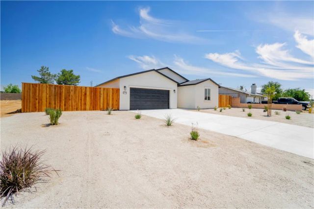 8837 Holly, California City, CA 93505