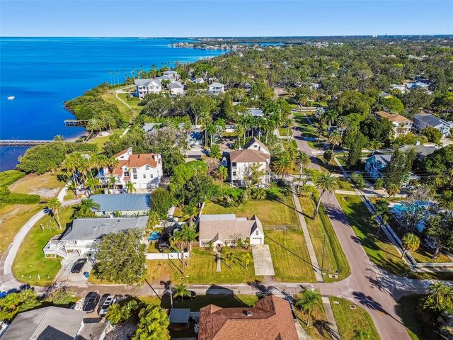 600 TENNESSEE AVENUE, Crystal Beach, FL 34681