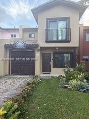 616 SW 11th St, Florida City, FL 33034