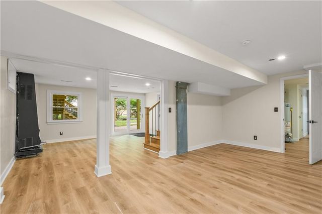 506 Linwood Terrace, Independence, MO 64055