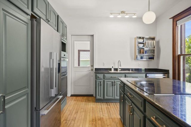 602 Schiller Court, Madison, WI 53704