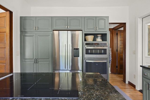 602 Schiller Court, Madison, WI 53704