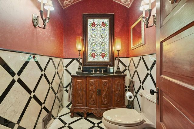 602 Schiller Court, Madison, WI 53704