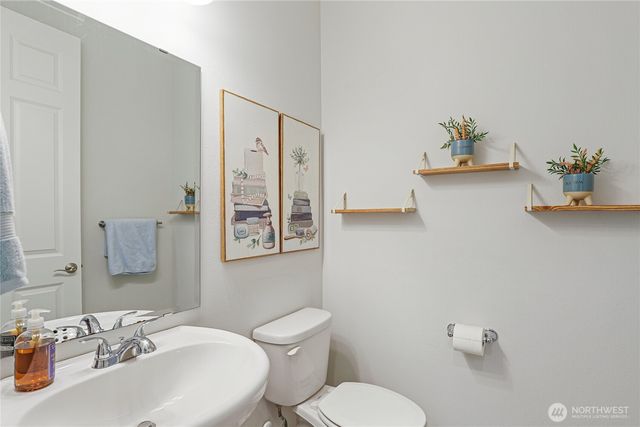 740 SE Nordmann Loop, Port Orchard, WA 98366