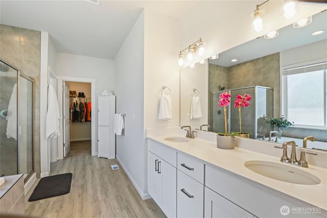 740 SE Nordmann Loop, Port Orchard, WA 98366