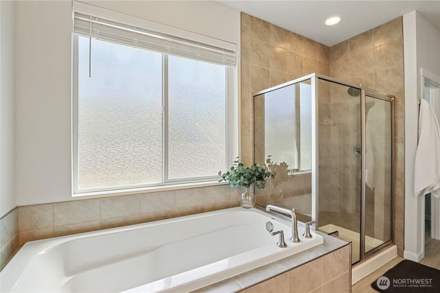 740 SE Nordmann Loop, Port Orchard, WA 98366