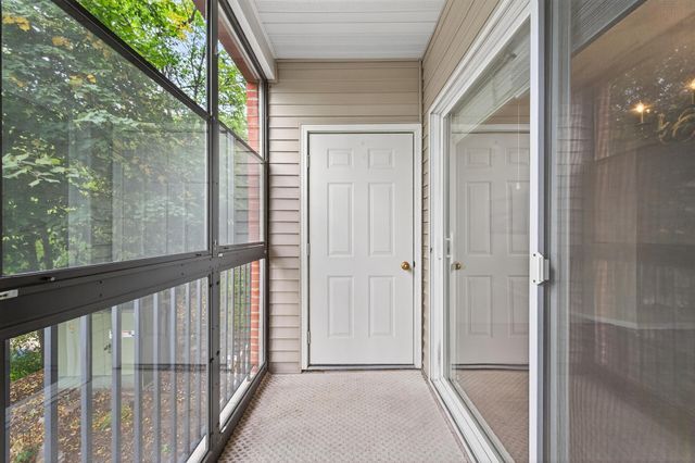 1941 Ford Parkway 102, Saint Paul, MN 55116