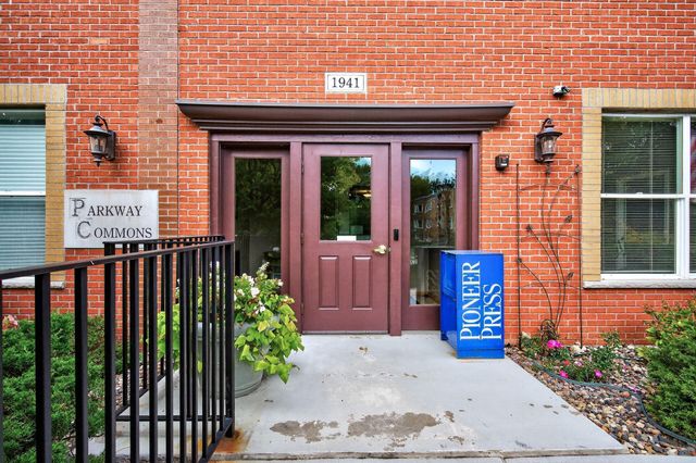 1941 Ford Parkway 102, Saint Paul, MN 55116