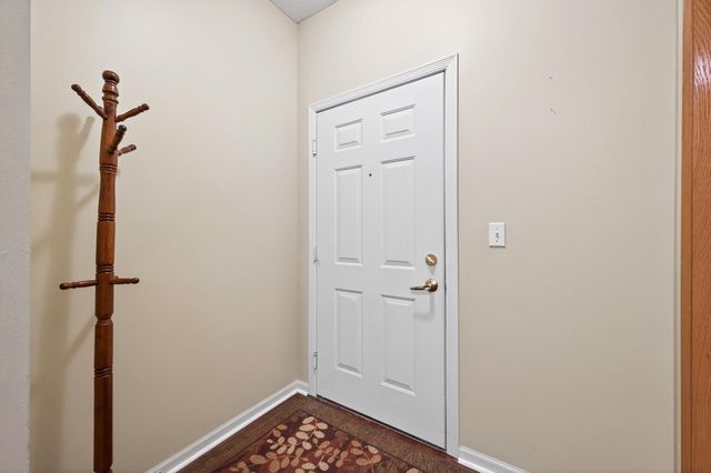 1941 Ford Parkway 102, Saint Paul, MN 55116