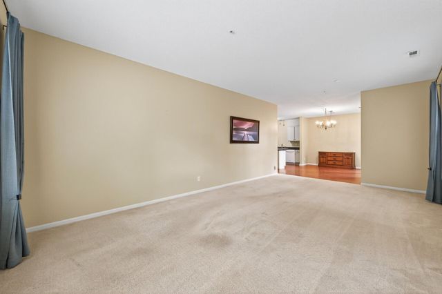 1941 Ford Parkway 102, Saint Paul, MN 55116