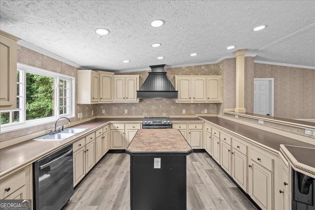 421 Glenn Road, Franklin, GA 30217